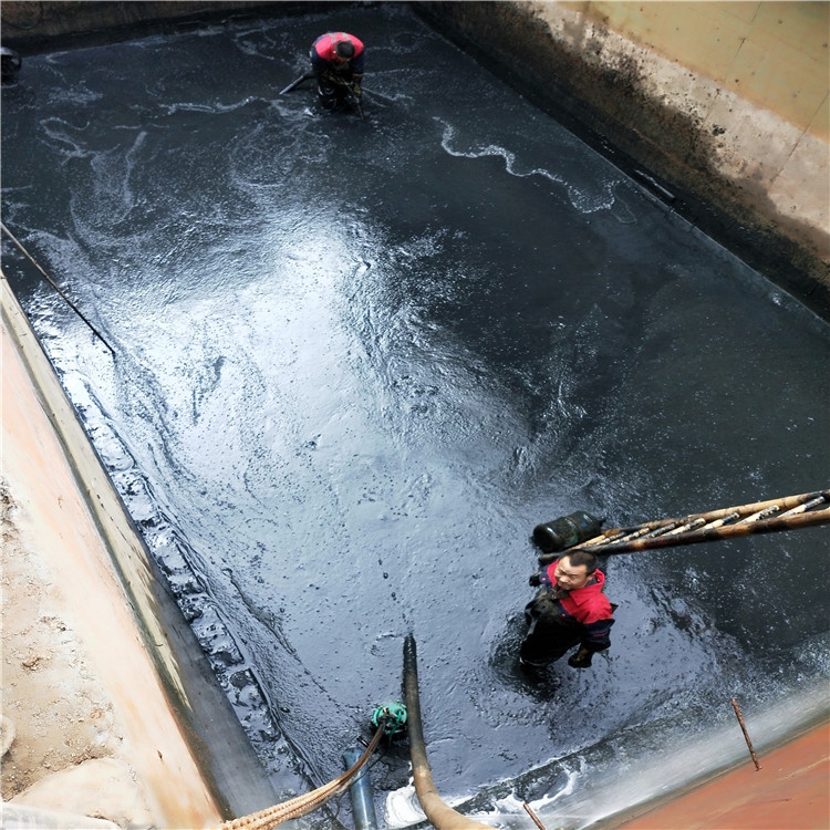 荔波废水池清理